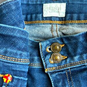 HUDSON Jeans. Denim. Size 27